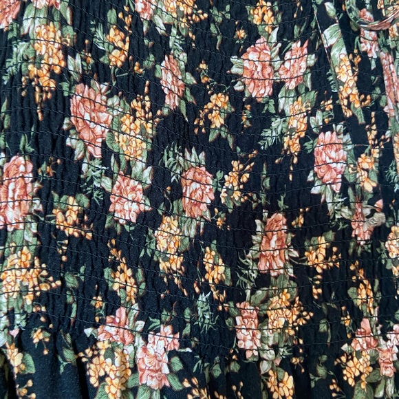 As U Wish Black and Pink Floral Mini Dress 2x
Floral black - Picture 5 of 8